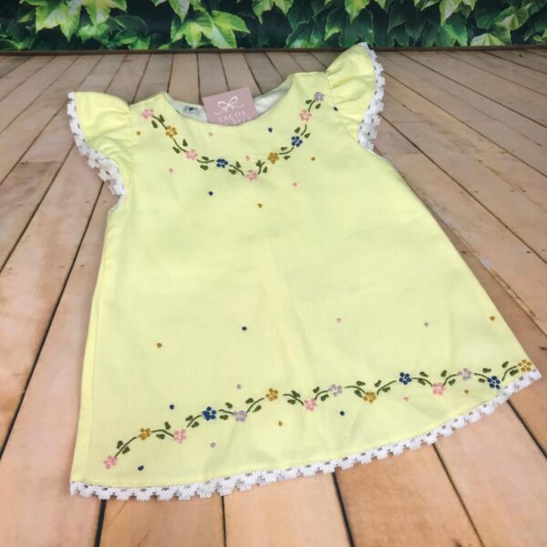 Vestido Trapézio Flores