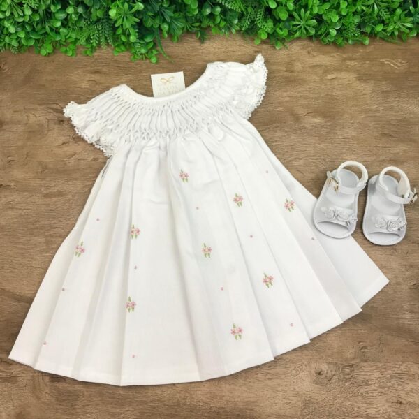 Vestido Casinha de Abelha Bordado Branco com Rosa