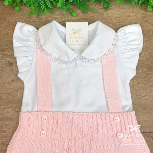 Jardineira Suspensório em Tricot Rosa Bebê com Body Guipir - Image 2